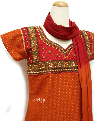 パンジャビスーツ通販／インド民族衣装雑貨／パンジャビドレス／クルタ／ビーズや刺繍