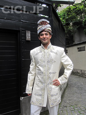 インドの民族衣装／クルタシェルワニ／礼服