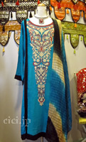アラブの民族衣装／ガラベイヤ（エジプト製）